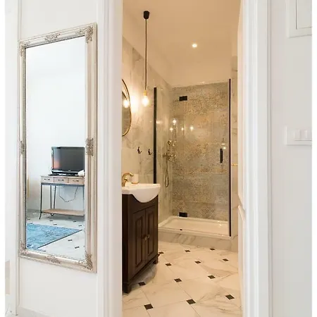 Stylish - Centre Theatre View Apartment Rijeka