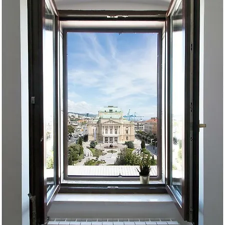 Stylish - Centre Theatre View Rijeka