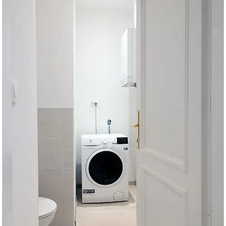 Apartament Stylish - Centre Theatre View