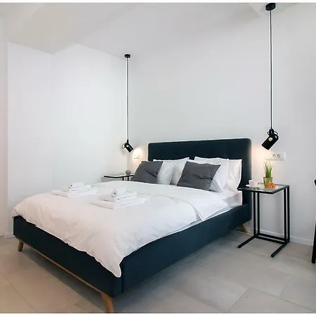 Stylish - Centre Theatre View Apartament Rijeka
